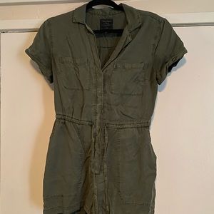 Abercrombie - Button Up Romper / Jumpsuit